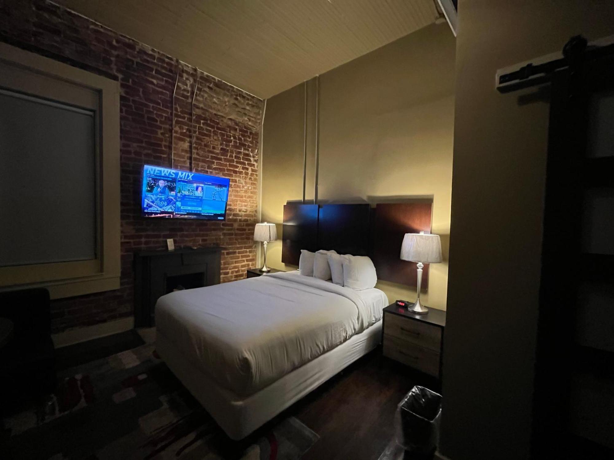 גרינוויל The Skylight Hotel מראה חיצוני תמונה