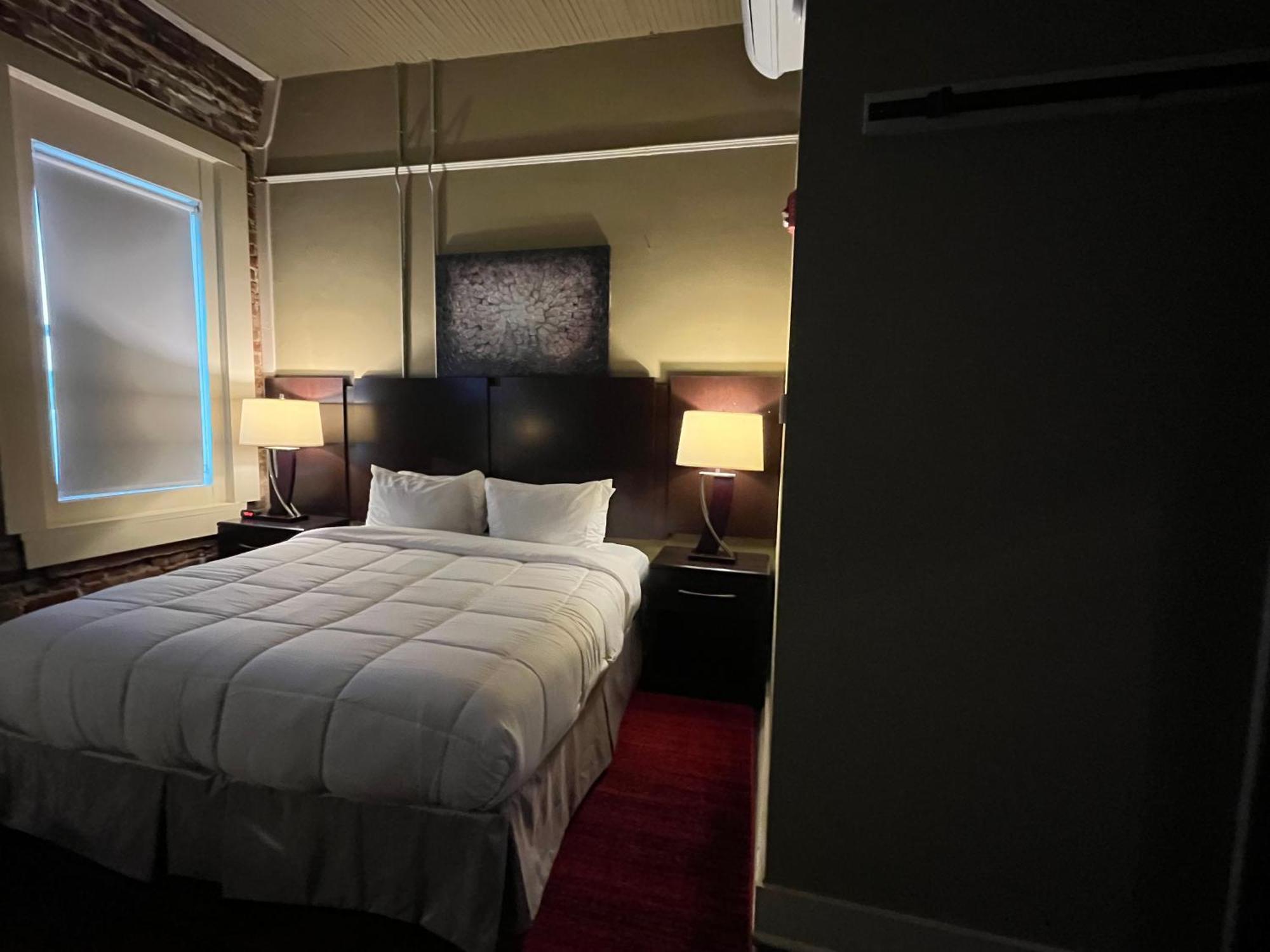 גרינוויל The Skylight Hotel מראה חיצוני תמונה